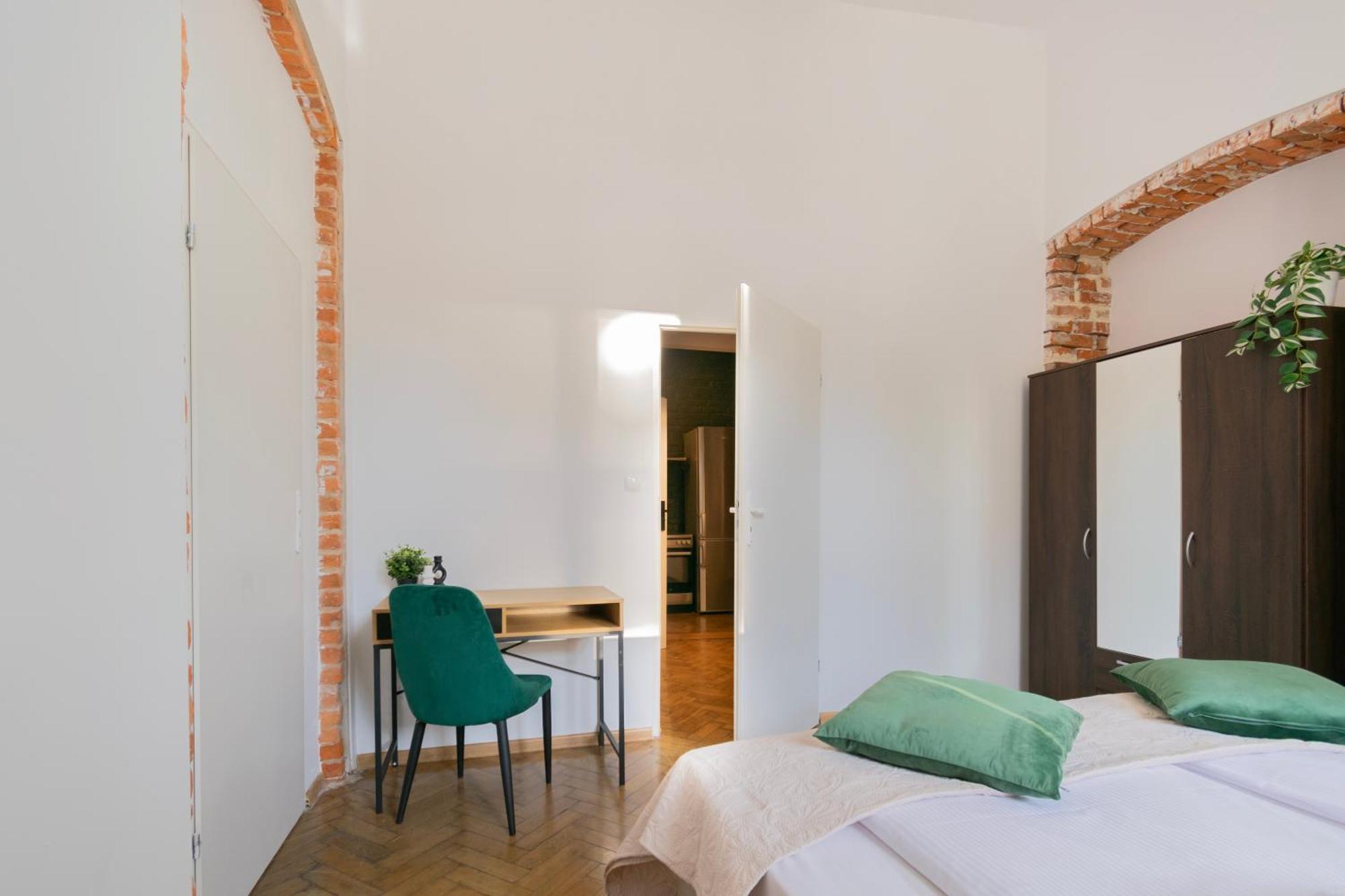 Apartments Studencka Street, Next To Planty Park Cracóvia Exterior foto